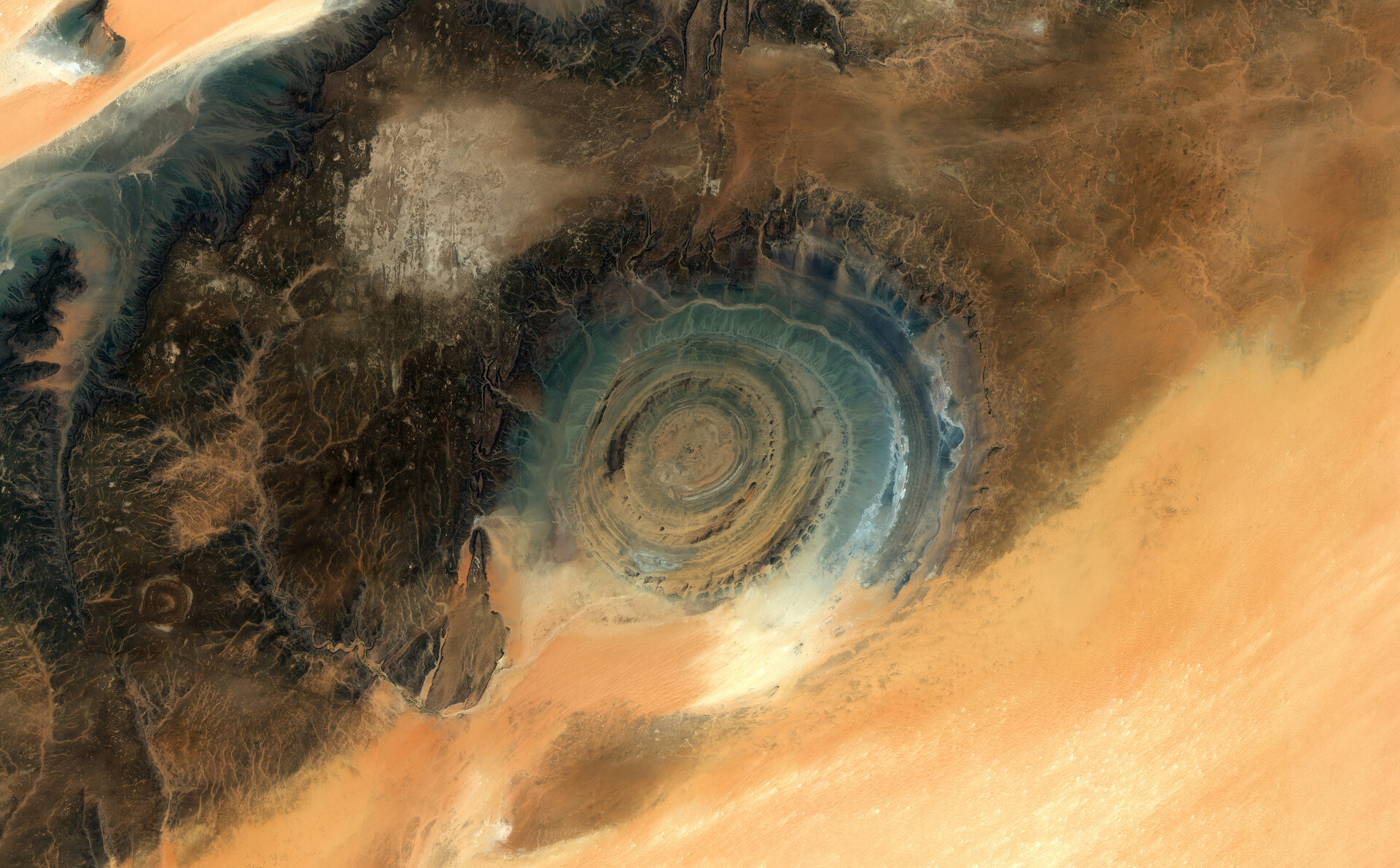 ESA Reveals the Eye of the Sahara Through Sentinel-2