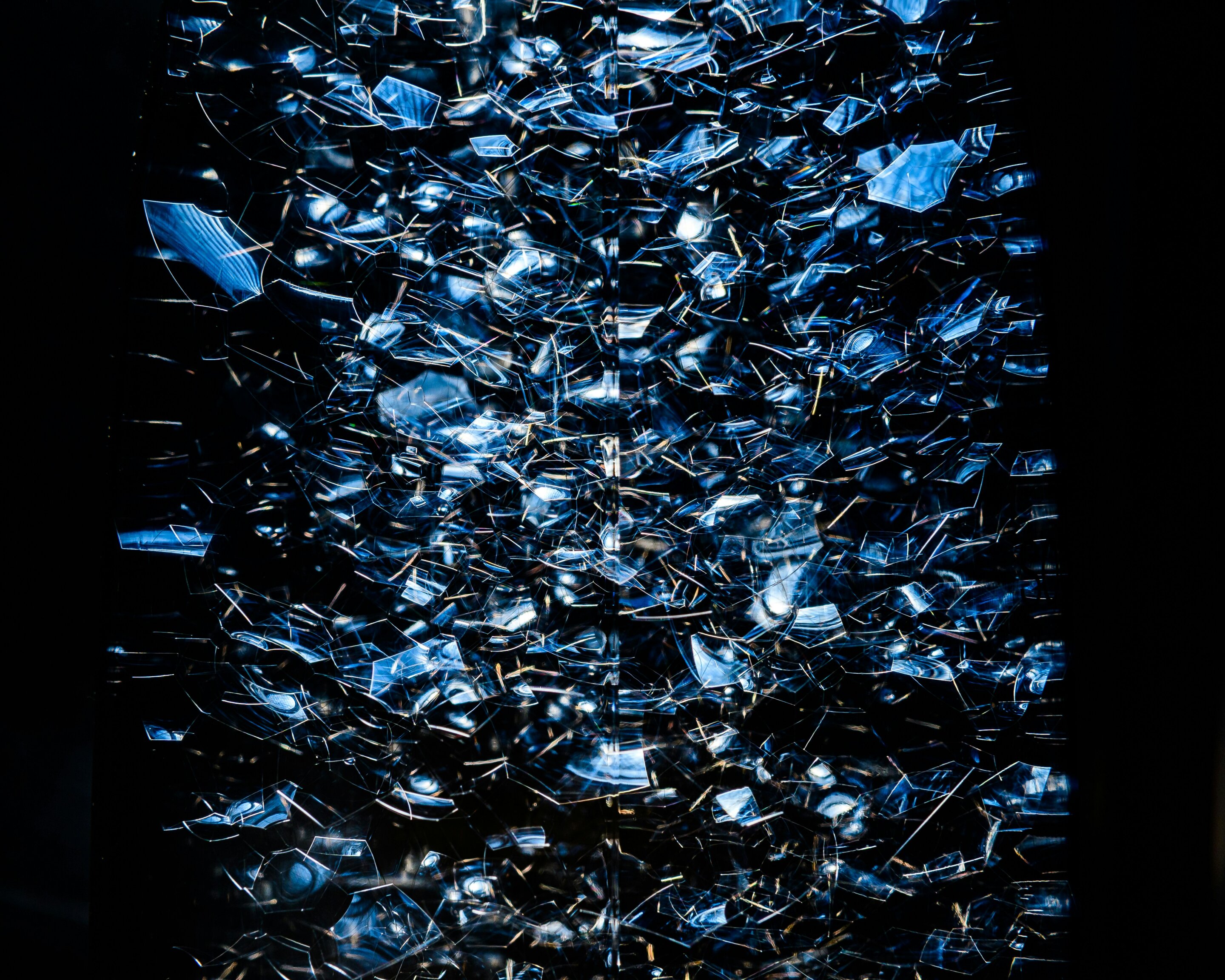 New Law Explains Patterns in Shattering Objects